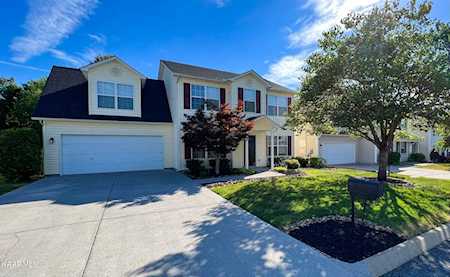 2122 Cartmill Dr Powell, TN 37849