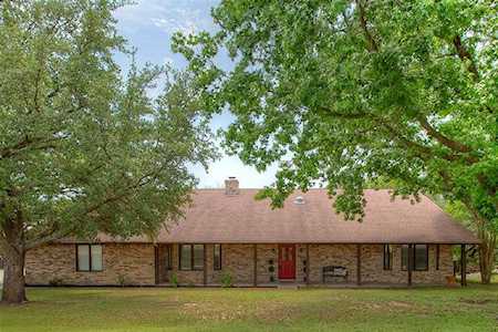 9500 Ravenswood Road Granbury, TX 76049