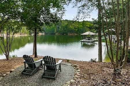 188 Maple View Dr Troutman, NC 28166