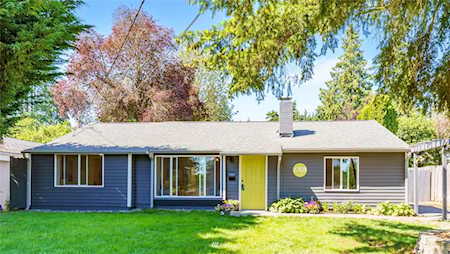 5703 240th St SW Mountlake Terrace, WA 98043
