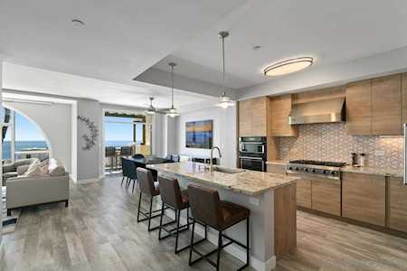 5420 La Jolla Blvd. #B202 La Jolla, CA 92037