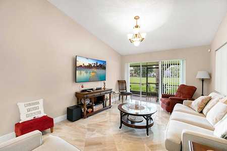 7554 S Pinewalk Drive Margate, FL 33063