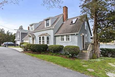 4 Wenaumet Bluffs Drive Bourne, MA 02559