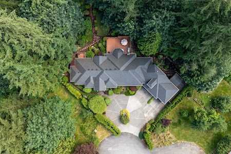 19544 158th Place NE Woodinville, WA 98072