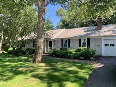 19 Muskeget Lane Centerville, MA 02632