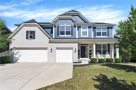 15702 Myland Dr Noblesville, IN 46062