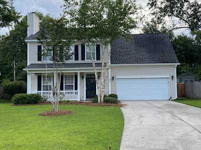 1485 Coopers Hawk Dr Hanahan, SC 29410
