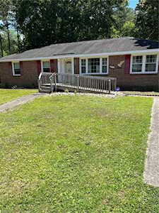 4109 Maple Dr Chesapeake, VA 23321
