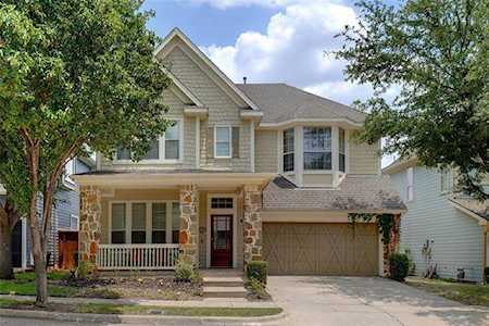 2214 Grizzly Run Lane Euless, TX 76039