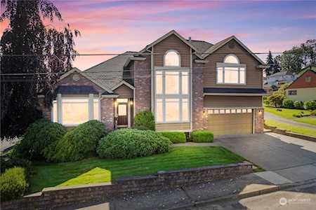3904 Park Ave N Renton, WA 98056