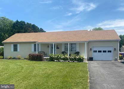 30559 Beaver Dam Branch Rd Laurel, DE 19956