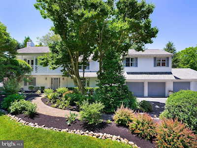 904 Sulgrave Ln Bryn Mawr, PA 19010