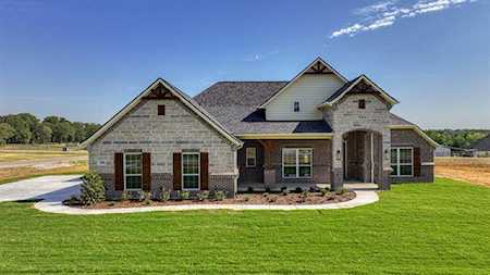 3209 Cardinal Road Azle, TX 76020