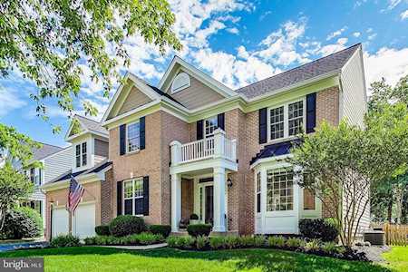 25584 Quits Pond Ct Chantilly, VA 20152
