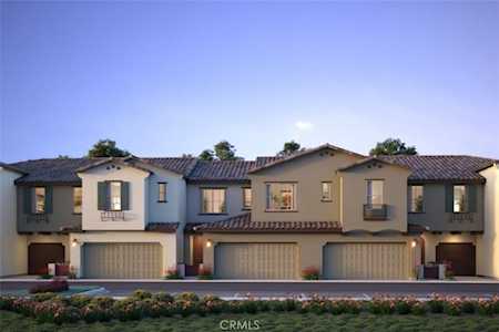 1747 Valley Oak Way Oceanside, CA 92056