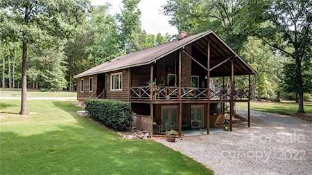 9106 Quail Roost Dr Waxhaw, NC 28173