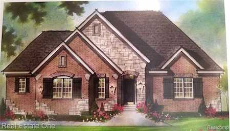 48285 Amber Lane (Unit #39) Shelby Twp, MI 48315