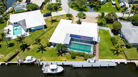 944 Brookdale Drive Boynton Beach, FL 33435