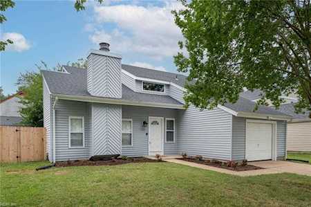 3853 Meadowbrook Ct Virginia Beach, VA 23453
