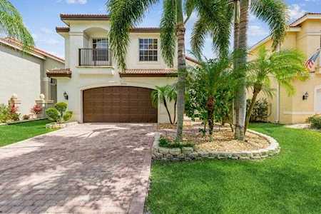 8725 Sandy Crest Lane Boynton Beach, FL 33473