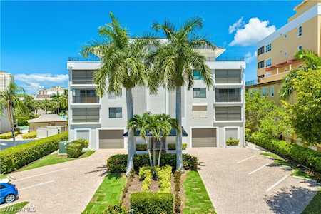 910 Panama Ct #302 Marco Island, FL 34145