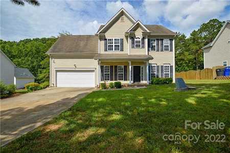 152 Painted Bunting Dr Troutman, NC 28166