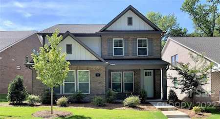 707 Marion Dr Matthews, NC 28105