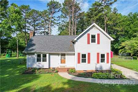 4521 Elm Field Ct Charlotte, NC 28227