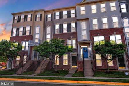15493 Chopawamsic Ct Woodbridge, VA 22191