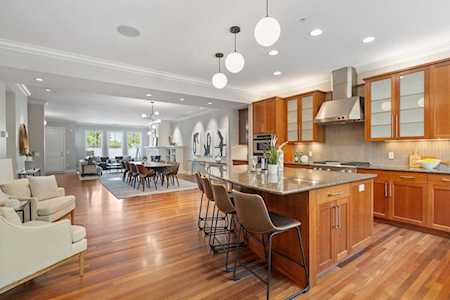 101 Main Street NE #7 Minneapolis, MN 55413