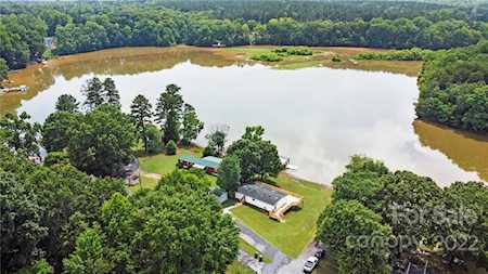3129 Mattie Wade Rd Sherrills Ford, NC 28673