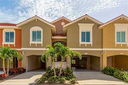 17B Franklin Ct S St. Petersburg, FL 33711