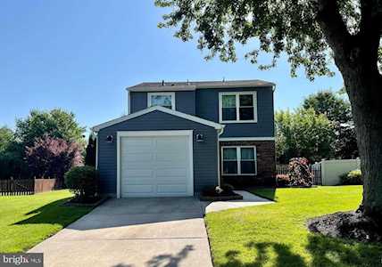 134 Peregrine Dr Voorhees, NJ 08043