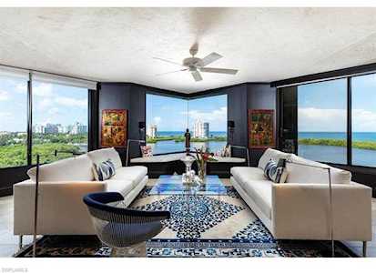 5555 Heron Point Dr #901 Naples, FL 34108