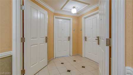 145 E Harmon Ave #1209 Las Vegas, NV 89109