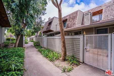 13131 Mindanao Way #3 Marina Del Rey, CA 90292