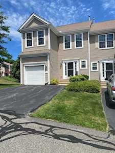 49 Buttercup Ln #49 Grafton, MA 01560