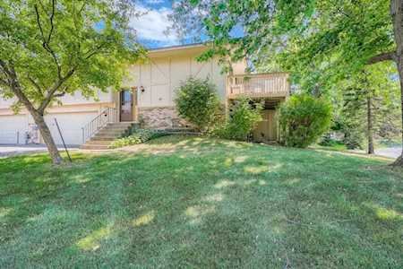 7201 Pontiac Circle Chanhassen, MN 55317