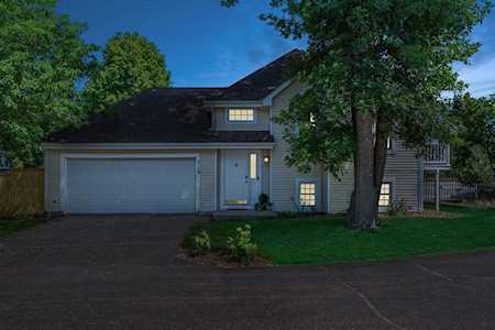 8767 Knollwood Drive Eden Prairie, MN 55347