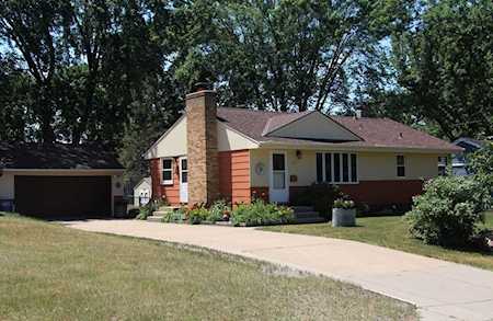710 Pandora Drive NE Fridley, MN 55432