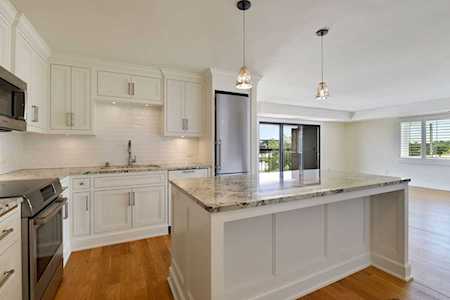 2885 Knox Avenue S #807 Minneapolis, MN 55408