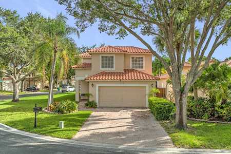 6379 NW 38 Drive Coral Springs, FL 33067