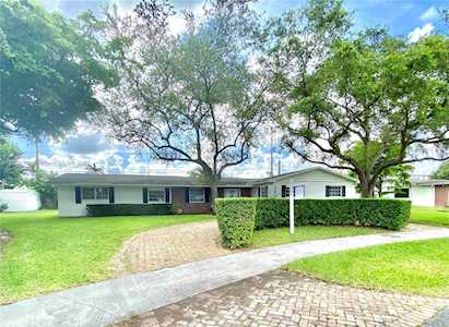 8105 SW 87th Ct Miami, FL 33173