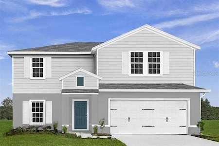 1525 Majestic Ln Winter Haven, FL 33880
