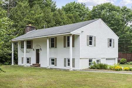 225 Baldwinville Road Phillipston, MA 01331