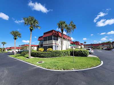 12022 W Greenway Drive #101 Royal Palm Beach, FL 33411