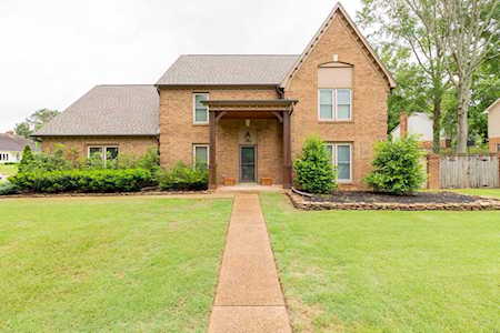 2835 Ole Pike Dr Germantown, TN 38138