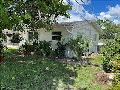 27443 Felts Ave Bonita Springs, FL 34135