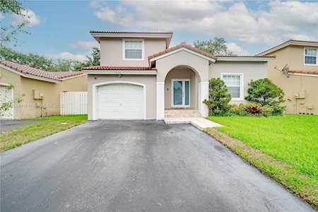 1204 NW 125th Ter Sunrise, FL 33323