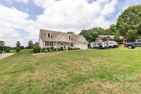 207 Royal Ave Albemarle, NC 28001